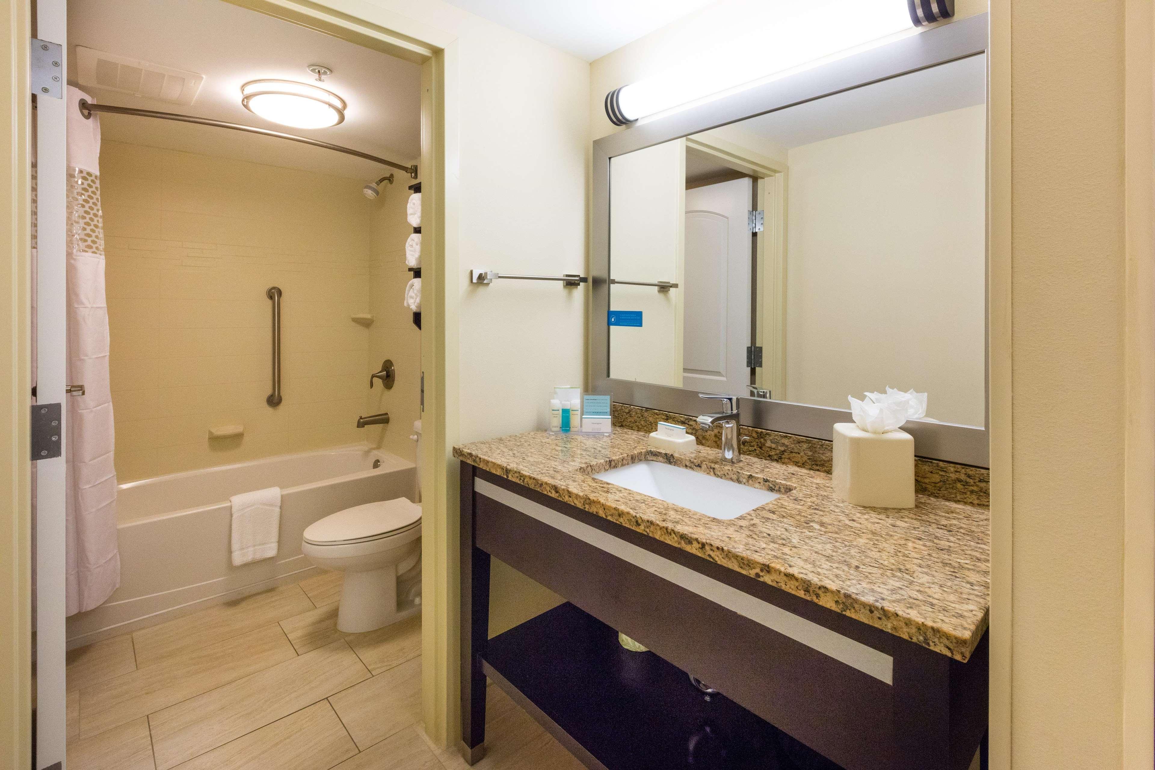 Hampton Inn Daytona Beach/Beachfront Bagian luar foto