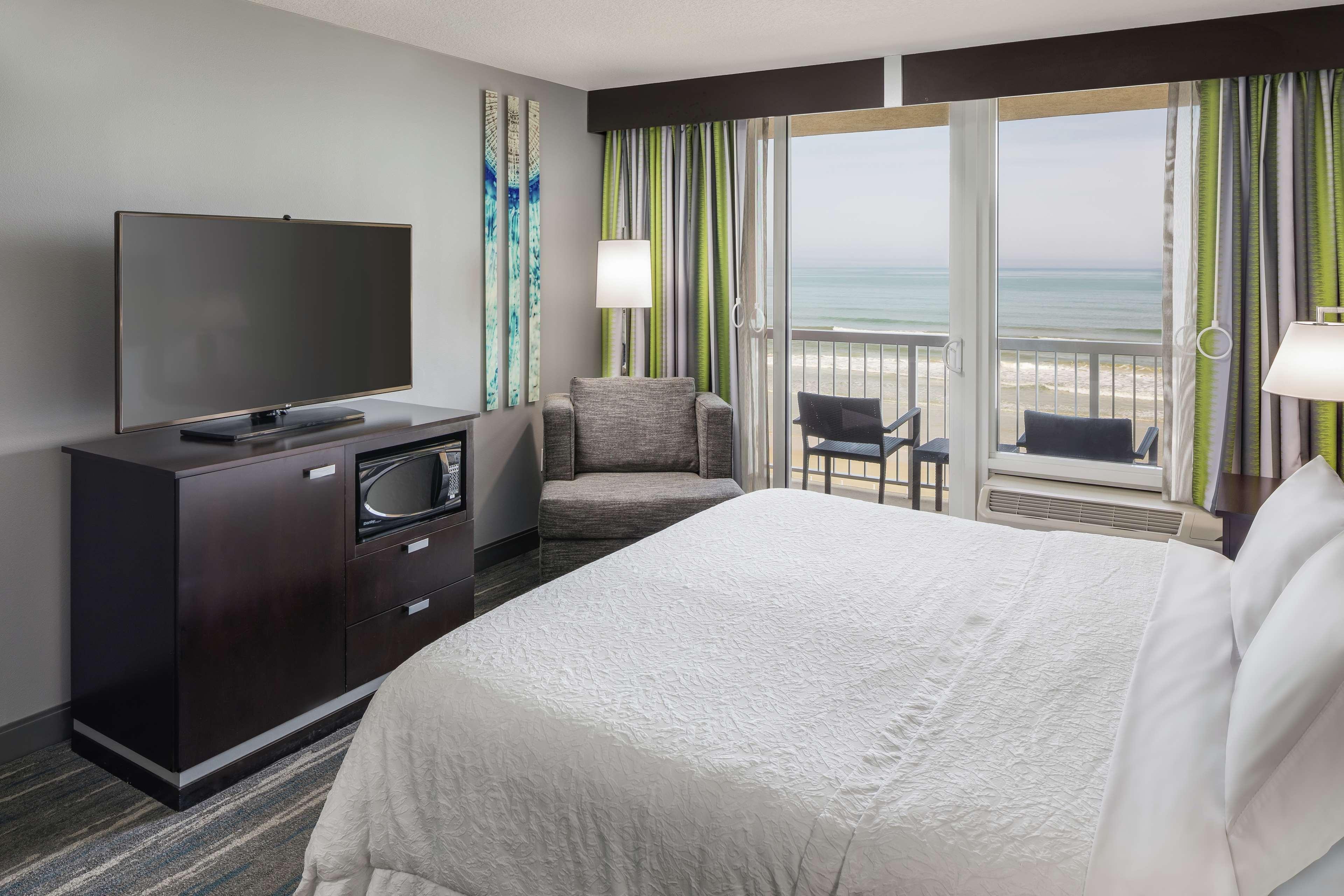 Hampton Inn Daytona Beach/Beachfront Bagian luar foto