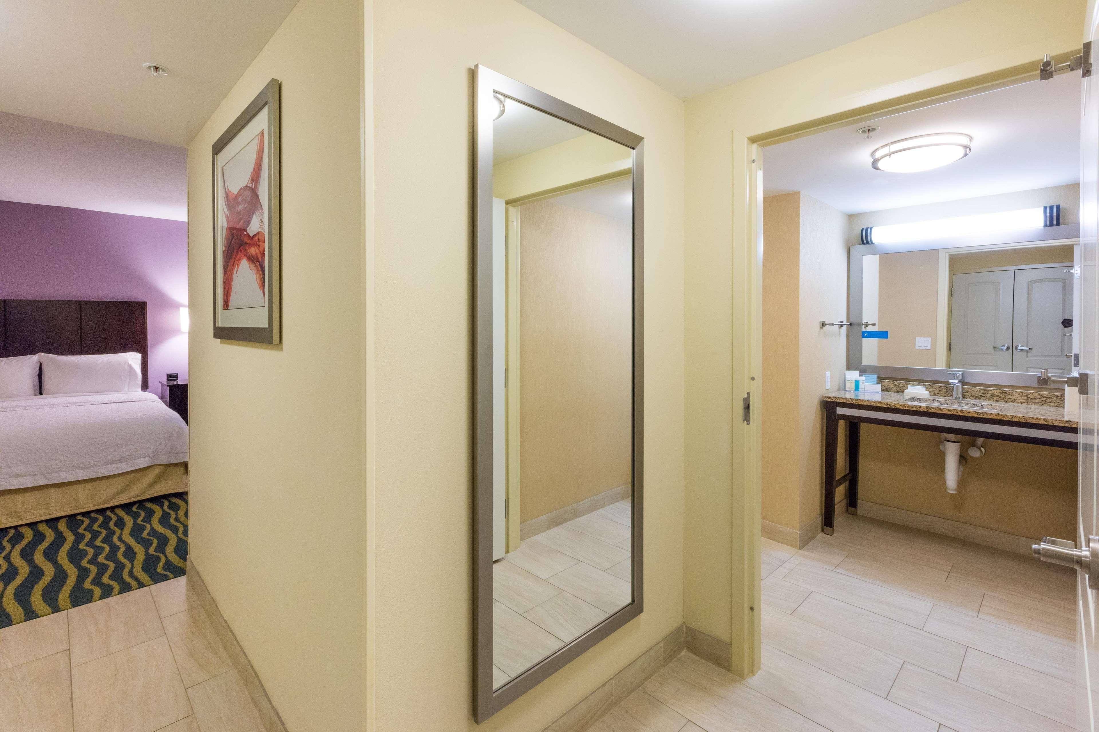 Hampton Inn Daytona Beach/Beachfront Bagian luar foto