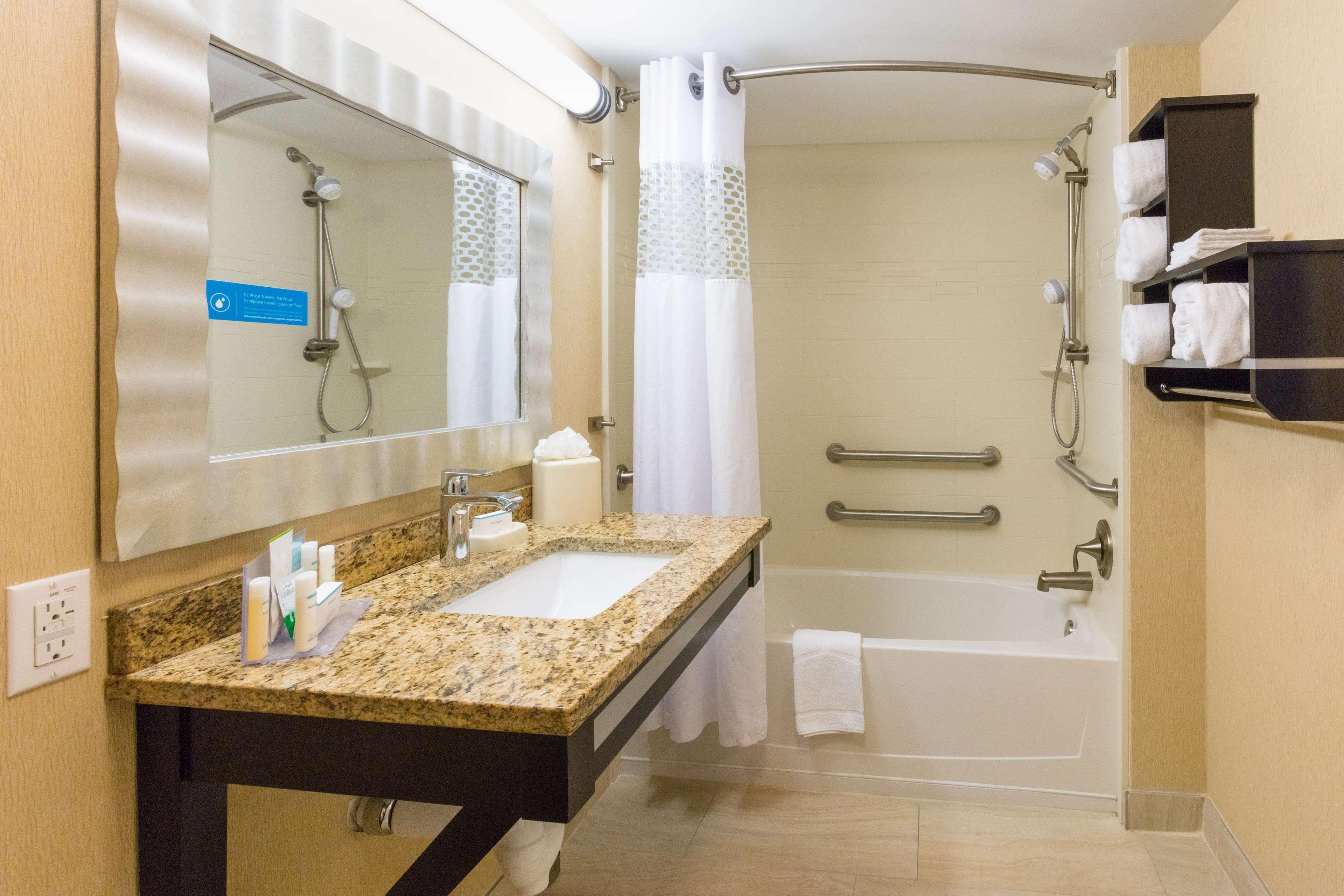 Hampton Inn Daytona Beach/Beachfront Bagian luar foto