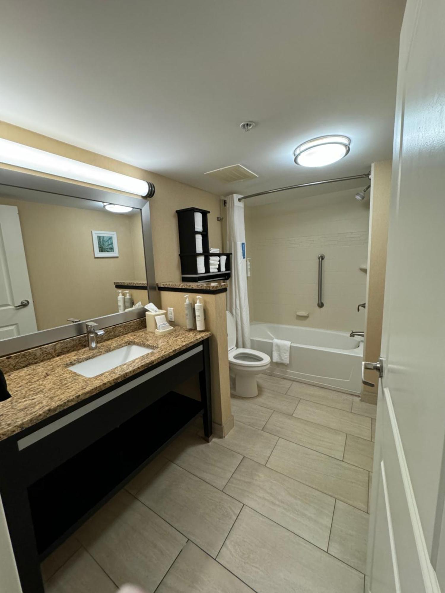 Hampton Inn Daytona Beach/Beachfront Bagian luar foto