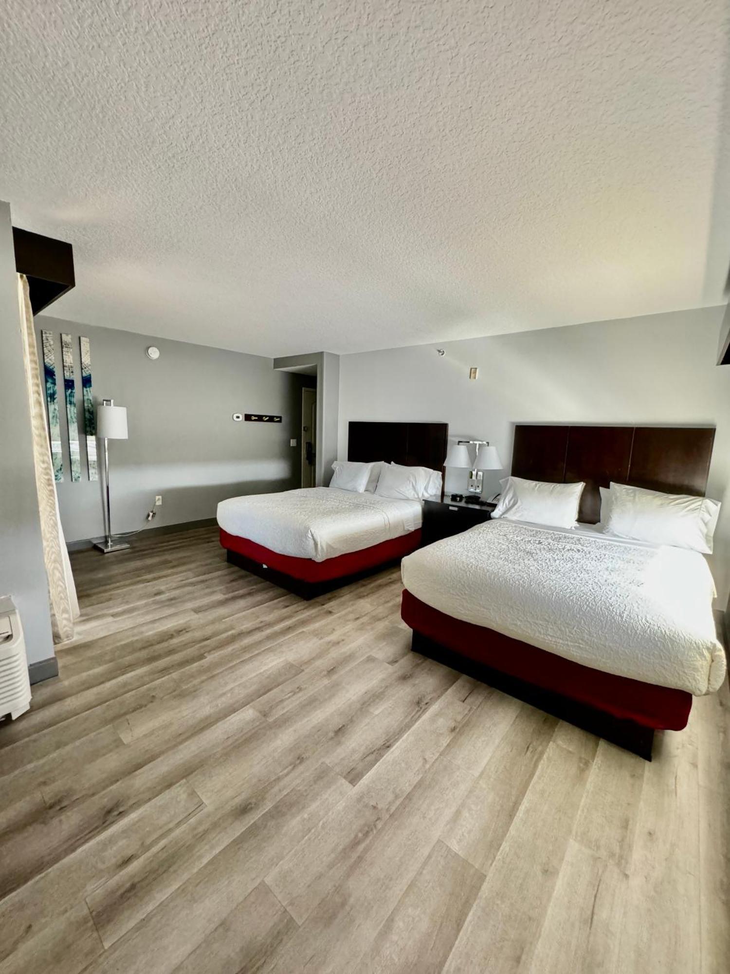 Hampton Inn Daytona Beach/Beachfront Bagian luar foto