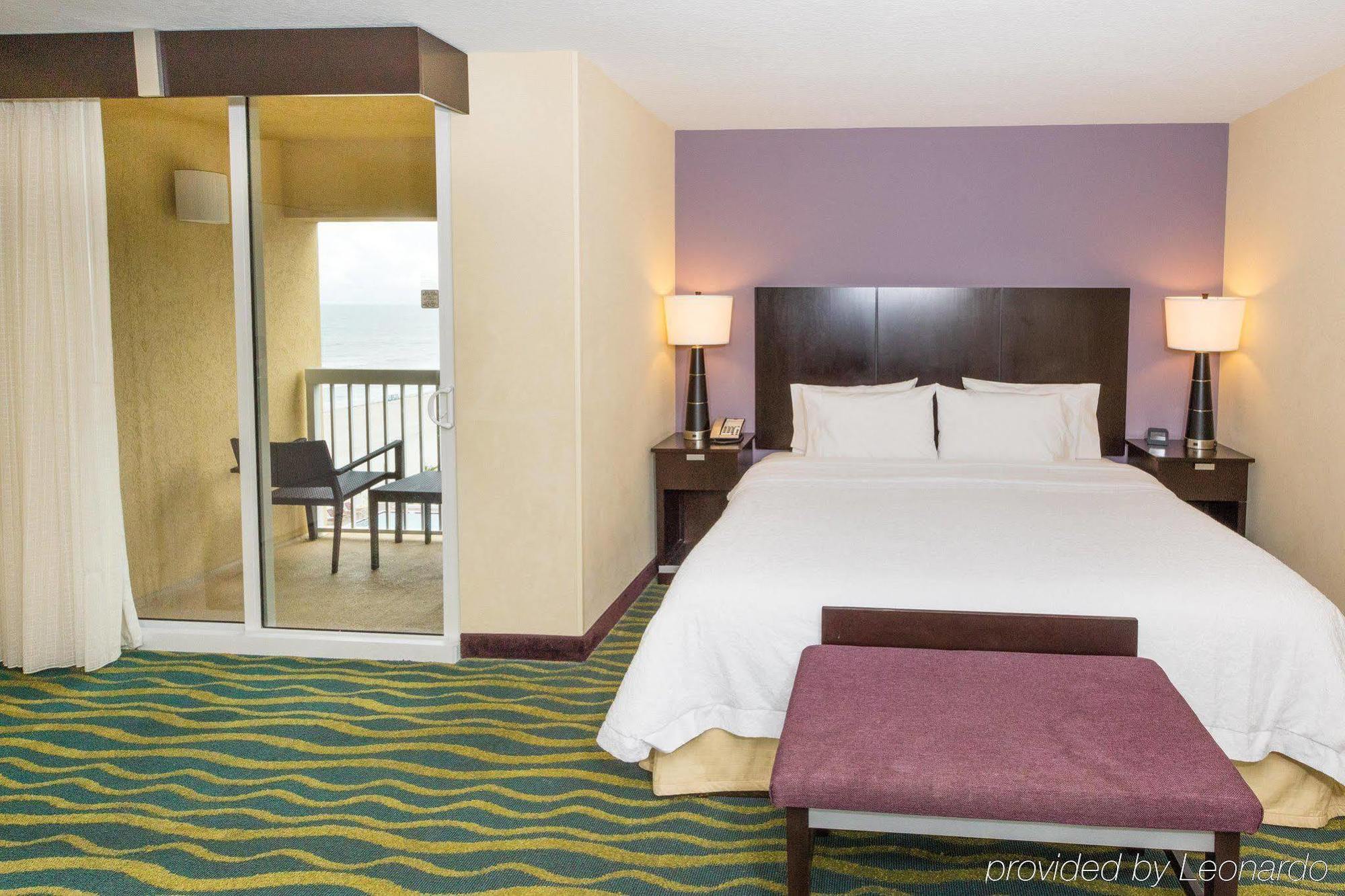 Hampton Inn Daytona Beach/Beachfront Bagian luar foto